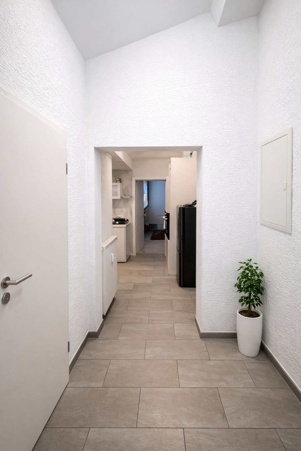 Top-Equipped And Modern Top-Floor Flat (with Air Conditioning & Home Cinema) - 8