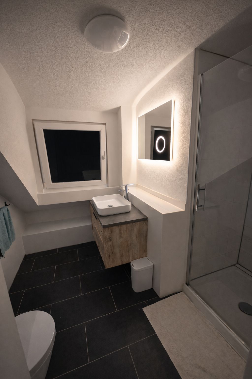 Top-Equipped And Modern Top-Floor Flat (with Air Conditioning & Home Cinema) - 10
