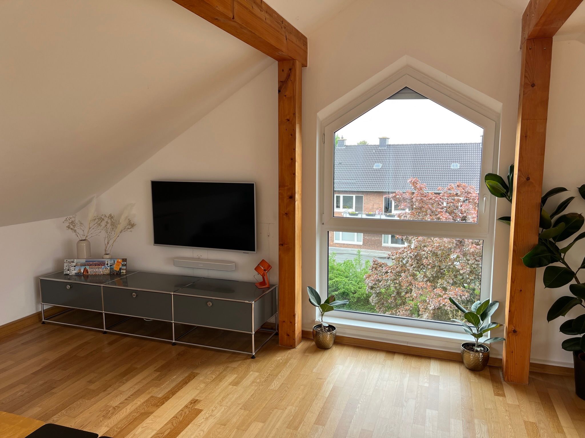  Exclusive Designer Apartment With Roof Terrace In A Central Location From July  -  Exclusive designer apartment with roof terrace in a central location from July  - Gallery -  14