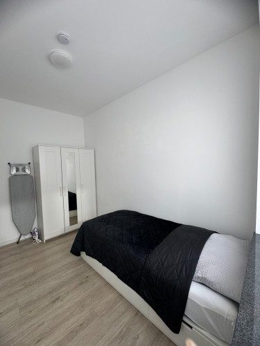Modern & neat studio in Bielefeld - Gallery - 9