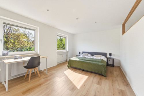 Modern Heilbronn City & Work Apartment
