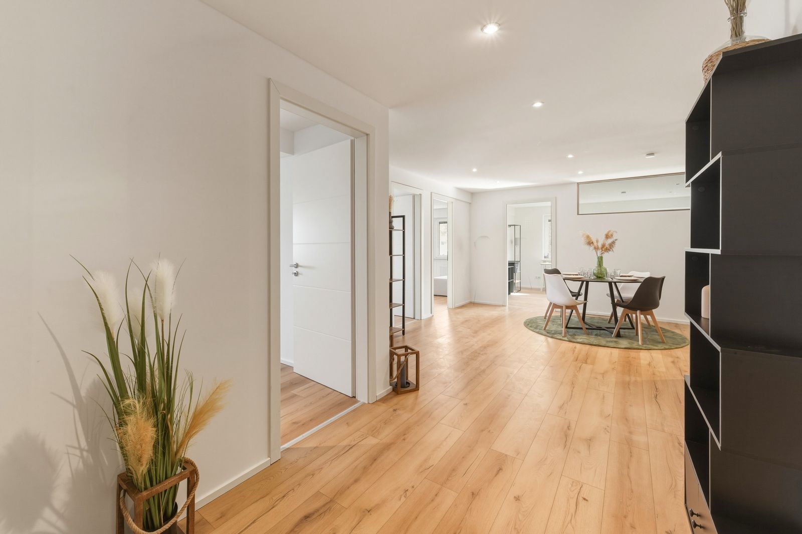  Modern Heilbronn City & Work Apartment  -  Modern Heilbronn City & Work Apartment  - Gallery -  8