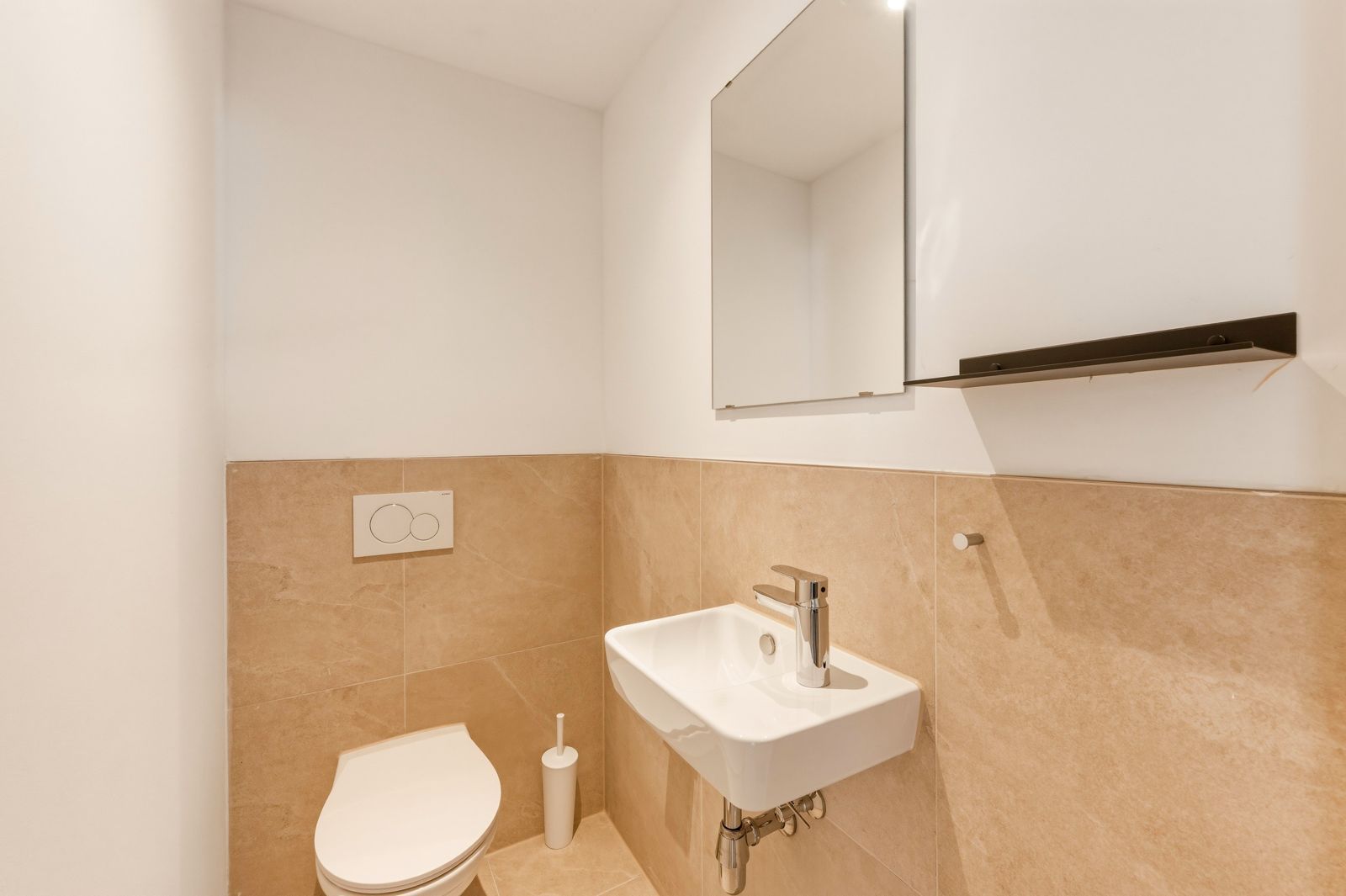  Modern Heilbronn City & Work Apartment  -  Modern Heilbronn City & Work Apartment  - Gallery -  3