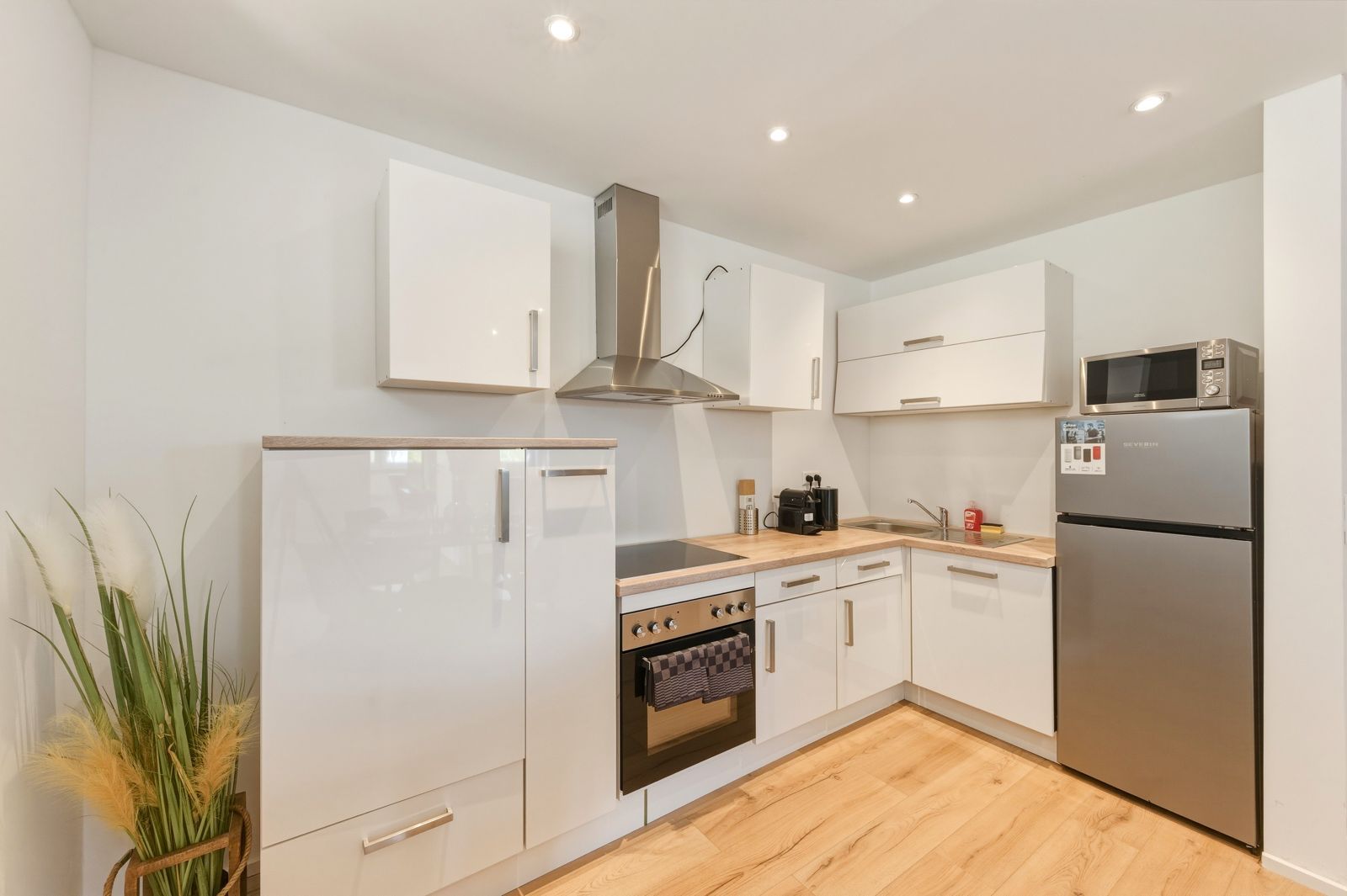  Modern Heilbronn City & Work Apartment  -  Modern Heilbronn City & Work Apartment  - Gallery -  6