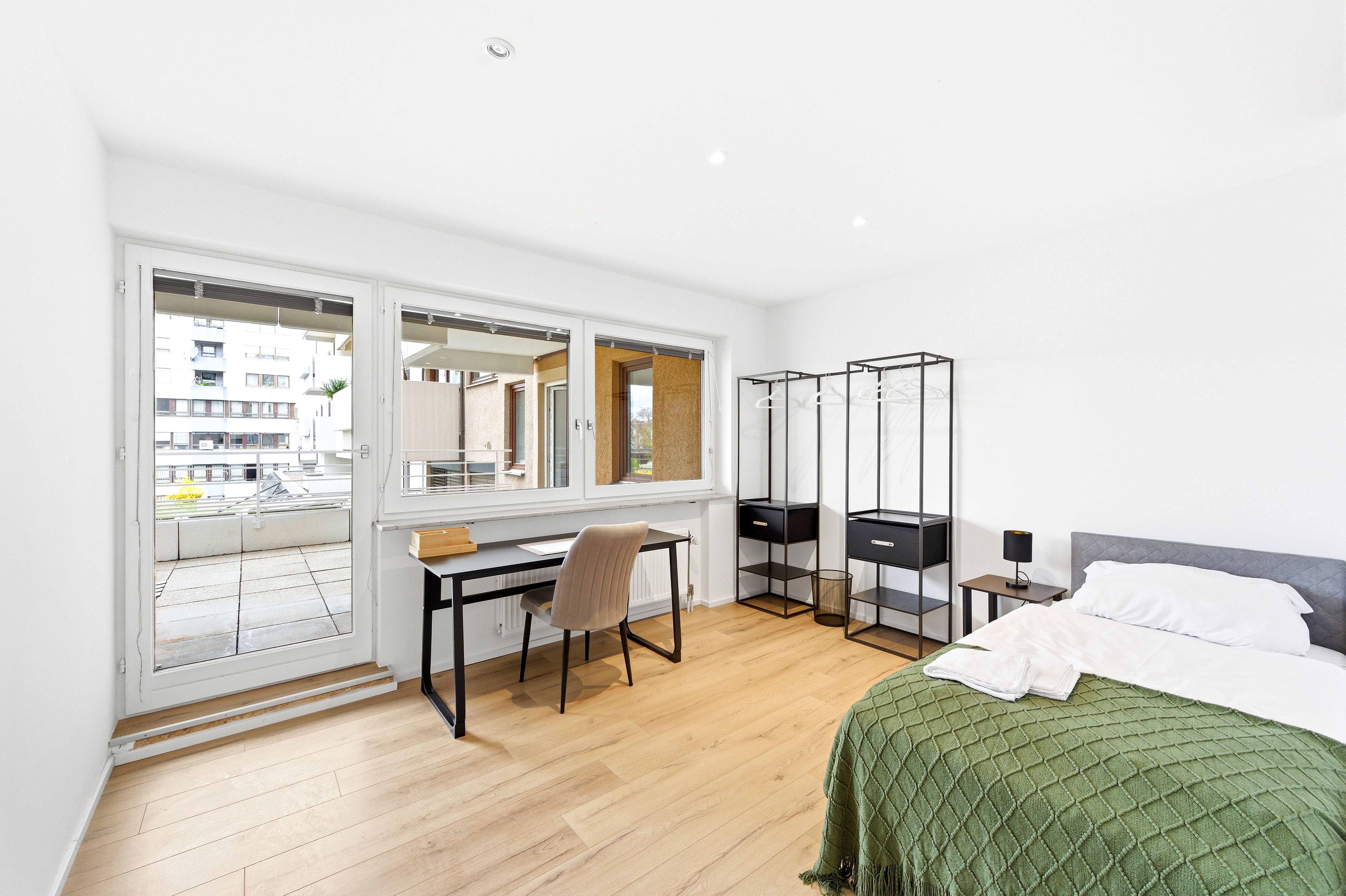  Modernised City & Work Apartment Heilbronn  -  Modernised City & Work Apartment Heilbronn  - Gallery -  9