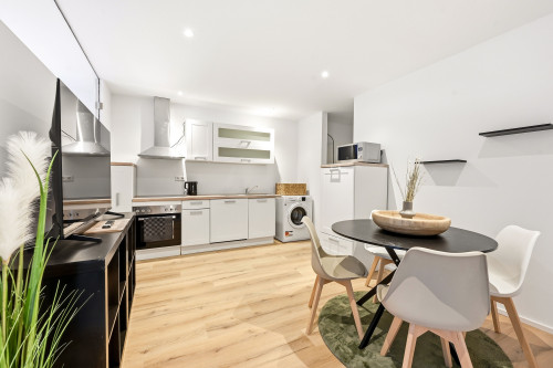 Modern City & Work Apartment Heilbronn - Gallery - 11