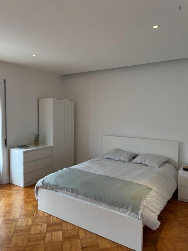Delightful Double Bedroom with a balcony close to Coimbra University - Celas