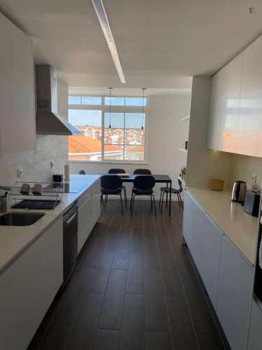 Delightful Double Bedroom with a balcony close to Coimbra University - Celas