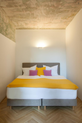Modern 1 bedroom apartment near Ottakring train station