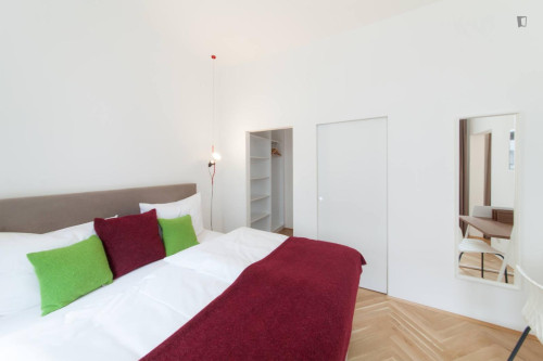Welcoming 1-bedroom flat close to the Ottakring train station