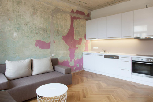 Homely 1-bedroom flat close to the Richard Wagner Park