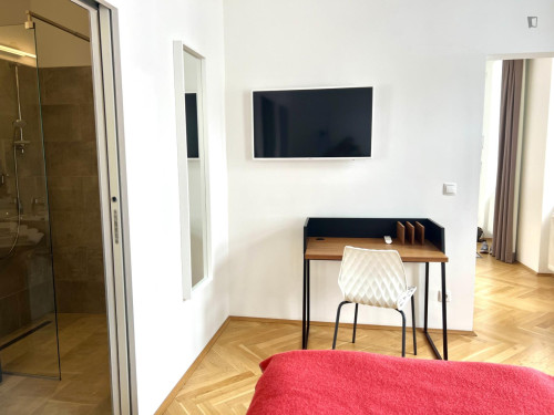 Bright 1-bedroom flat close to the Ottakring subway station