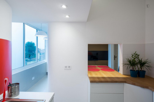 Inviting double bedroom not far from Santo Amaro train station - Gallery - 11