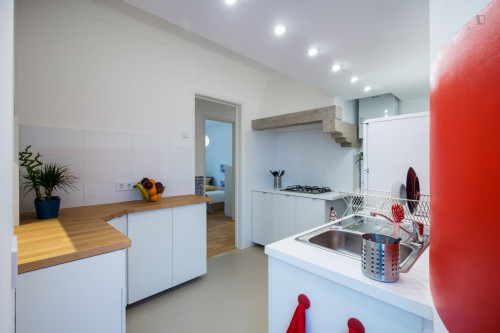 Inviting double bedroom not far from Santo Amaro train station - Gallery - 9