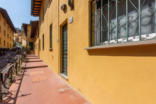 Bright 1-bedroom flat near the ISIA Firenze Design University