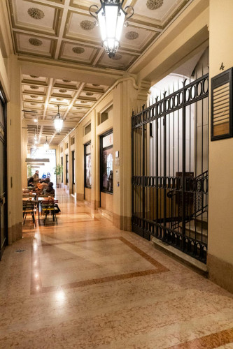 Via Francesco Rizzoli, Bologna