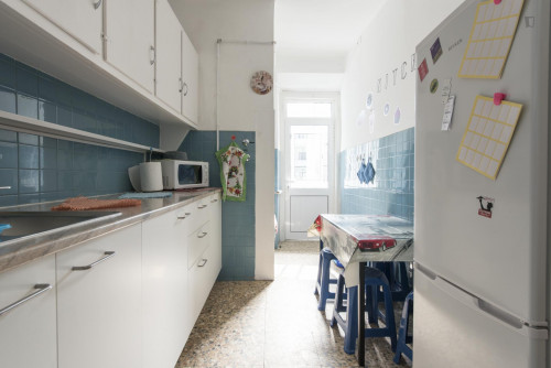 Comfy single bedroom near ISCTE - Instituto Universitário de Lisboa - Gallery - 16
