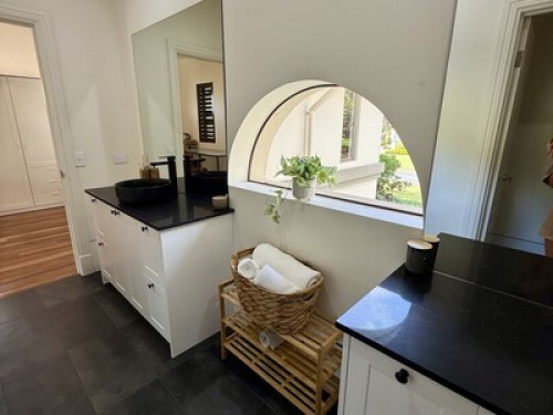 Private Ensuite - Studio Space - Gallery - 6