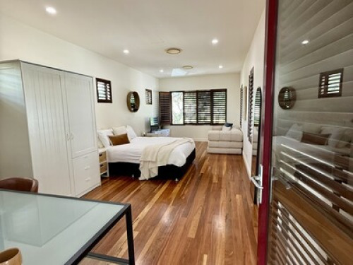 Private Ensuite - Studio Space - Gallery - 7
