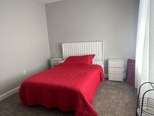 Townhouse Room for rent 