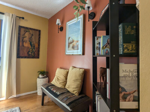 Sun-Filled Private Room & Bath - Gallery - 7