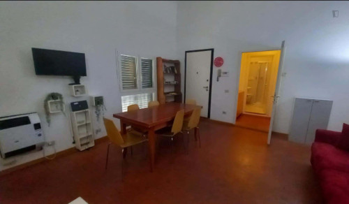 Apartment in Via Ricasoli, Firenze for 79 m² with 2 bedrooms