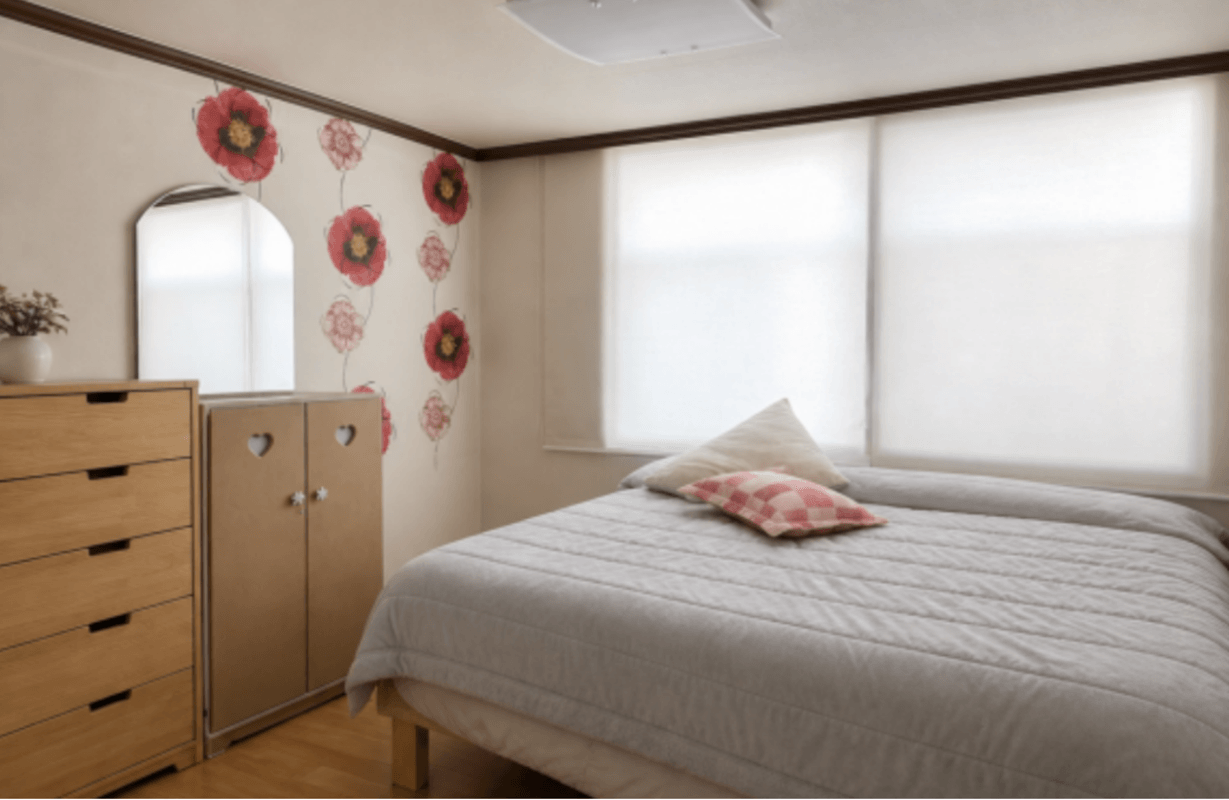 Art Room(Single Bed) - 1