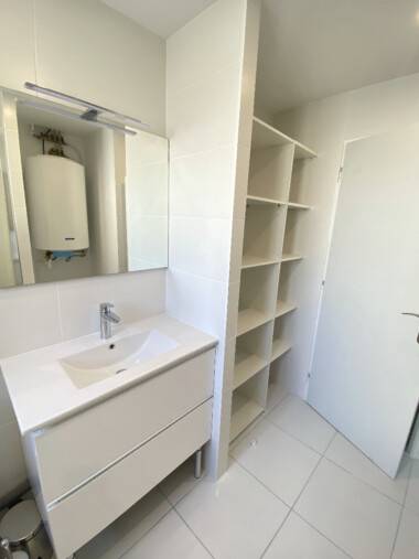 Room 4 - 7