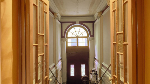 Room in a shared 2-bedroom apartment for rent in Sankt Leonhard, perfect for students.