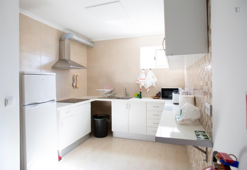 Double ensuite bedroom near Ameixoeira metro station - Gallery - 5