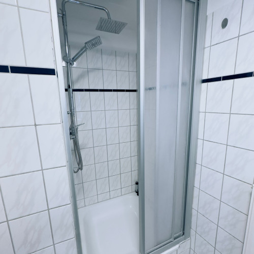 Fully Furnished Business Apartment with Equipped Kitchen & Washer in Rostock - Gallery - 10