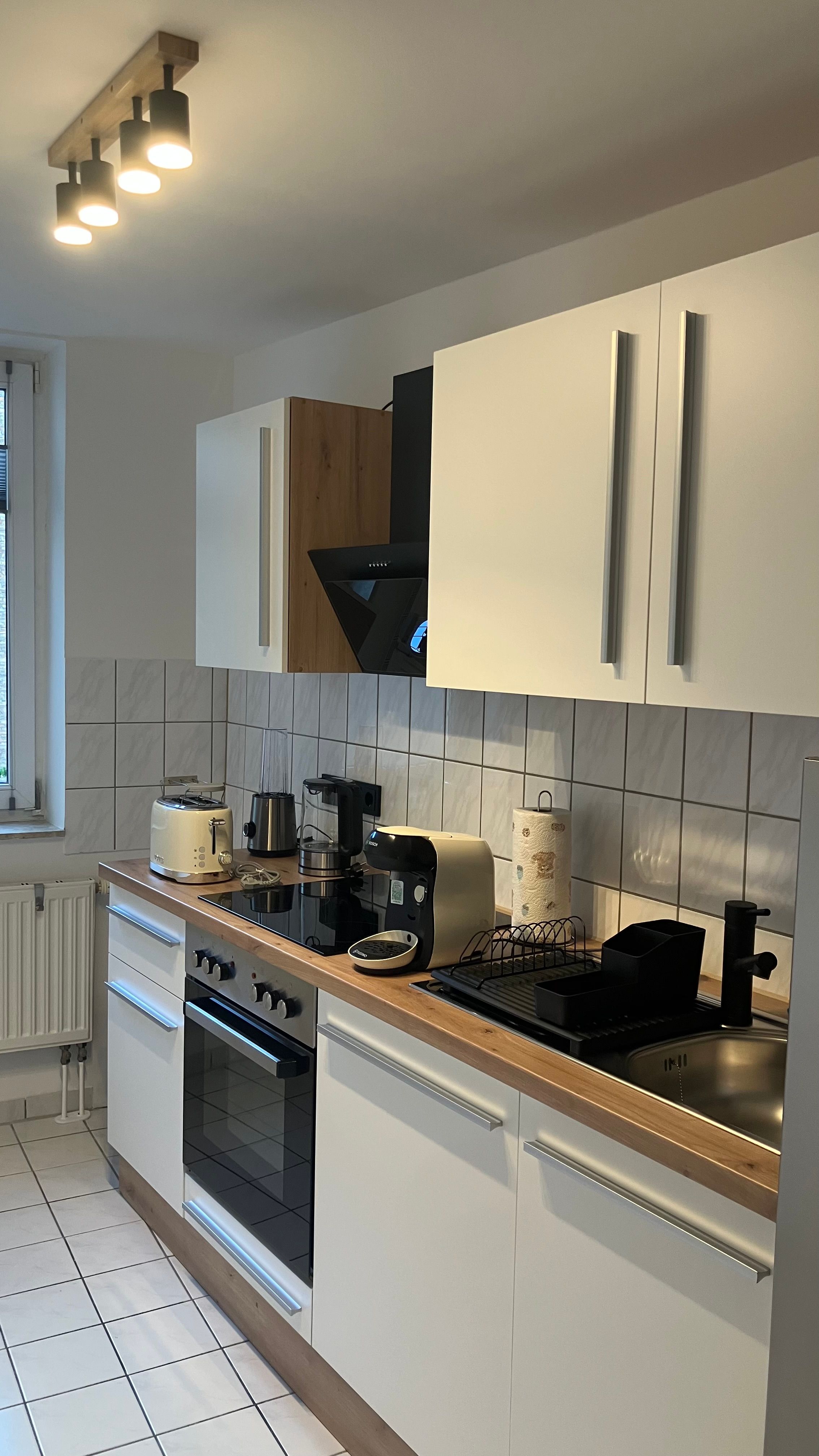 Fully Furnished Business Apartment With Equipped Kitchen & Washer In Rostock - 17