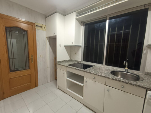 Cosy double bedroom near the centre of Pamplona