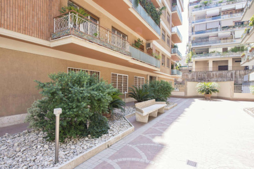 Apartment in Via della Balduina, Roma for 42 m² with 2 bedrooms - Gallery - 2