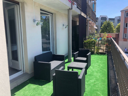 80m² Private room in a flatshare for 4 people