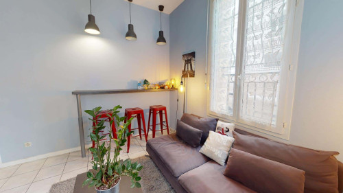 Room in Rue Casimir Delavigne, Le Havre for 66 m² with 4 bedrooms