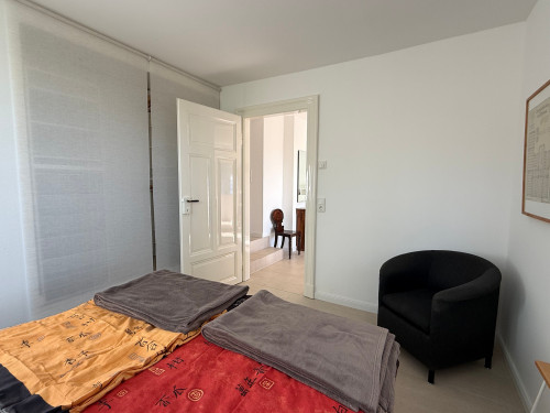 Sunny apartment in a prime location on Dresden's Elbe hillside