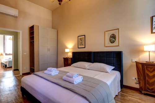 Apartment in Via dei Serragli, Firenze for 70 m² with 2 bedrooms