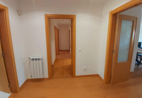 2-Bedroom apartment near Escola Superior de Comunicação Social (ESCS)