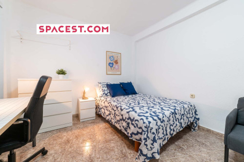 Habitación 4 - 28 Verge del Olivar 1