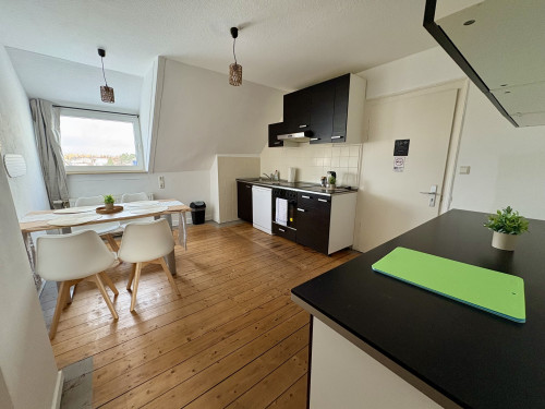 Charming Home Away from Home for Up to 5 Guests - Gallery - 36