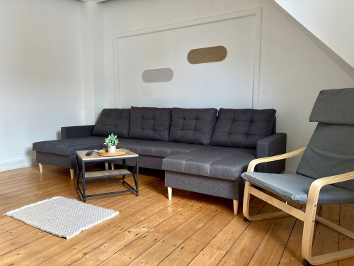 Charming Home Away from Home for Up to 5 Guests - Gallery - 9