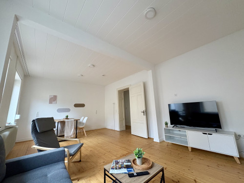 Ground Floor Apartment – Stylish Historic Apartment for Up to 3 Guests - Gallery - 29