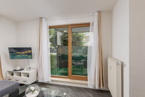 Rob's Flat: Spacious 3-room apartment with terrace for up to 5 people – Ideal for your perfect stay