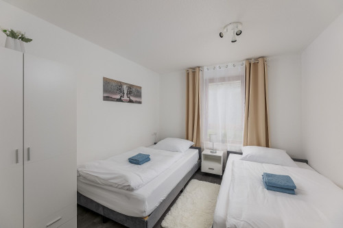 Rob's Flat: Spacious 3-room apartment with terrace for up to 5 people – Ideal for your perfect stay - Gallery - 10