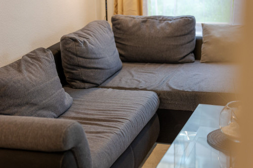 Rob's Flat: Spacious 3-room apartment with terrace for up to 5 people – Ideal for your perfect stay