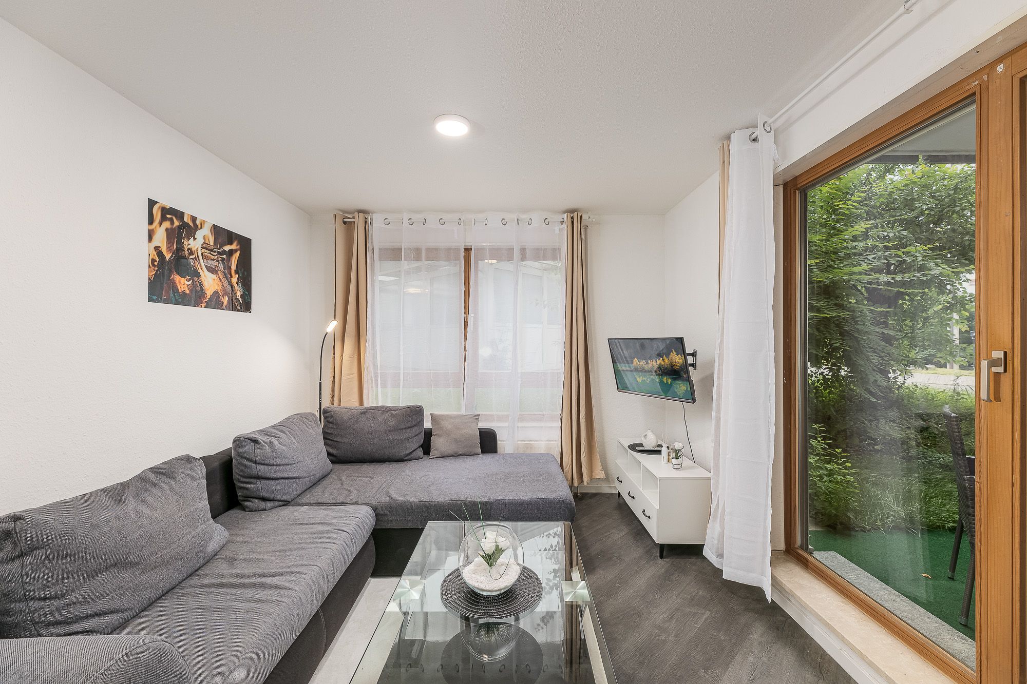  Rob's Flat: Spacious 3-Room Apartment With Terrace For Up To 5 People – Ideal For Your Perfect Stay  -  Rob's Flat: Spacious 3-room apartment with terrace for up to 5 people – Ideal for your perfect stay  - Gallery -  28