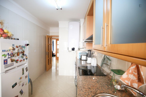 Double bedroom, with balcony, in Costa da Caparica  - Gallery -  5