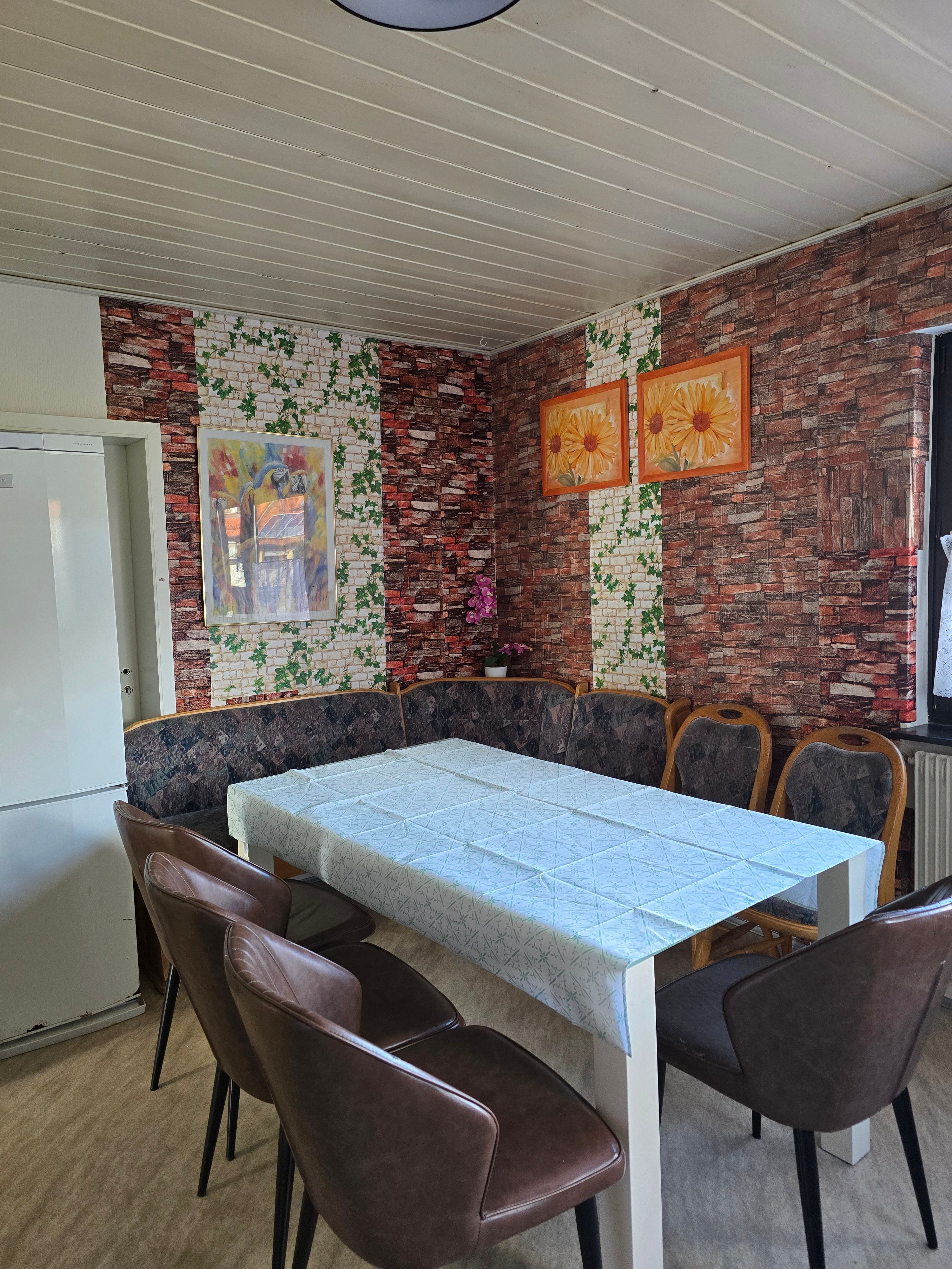  Awesome And Wonderful Studio In Bisingen  -  Awesome and wonderful studio in Bisingen  - Gallery -  11