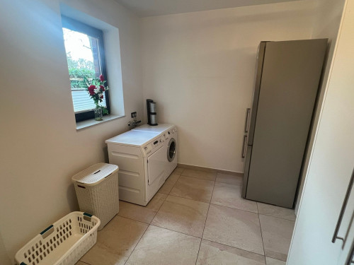 Luxury apartment in Leer, 124 m², prime location near Evenburgpark